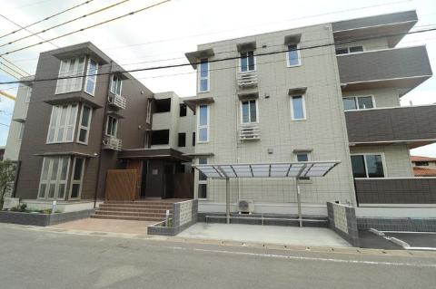 建物外観　外観写真（昼）