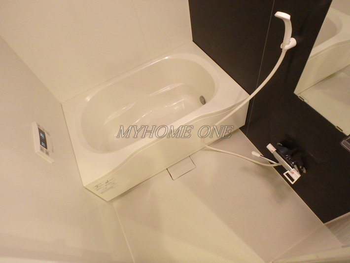 バス・シャワールーム　追焚バス