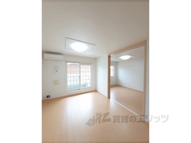 居室・リビング　リビング