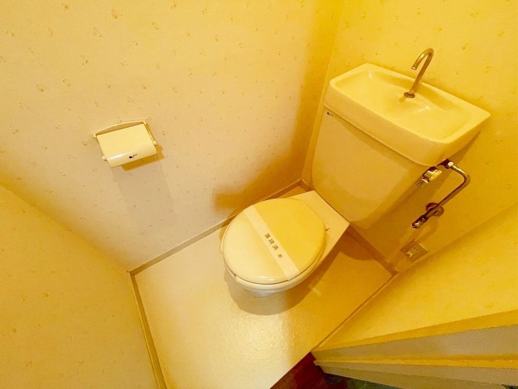 トイレ　トイレ