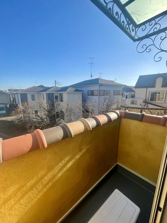 バルコニー　各居室エアコンあり☆