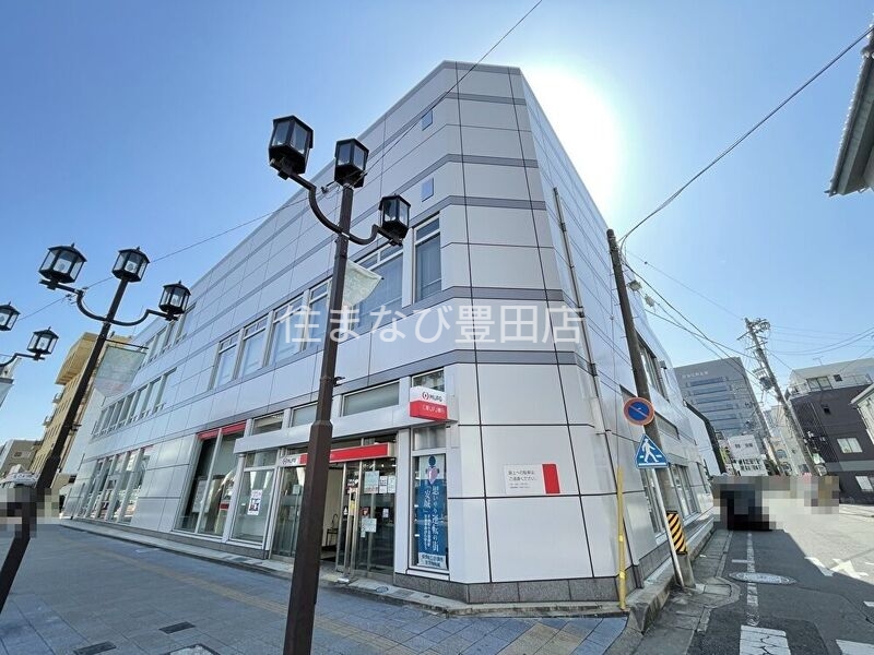 銀行　三菱UFJ銀行安城支店（銀行）まで189m