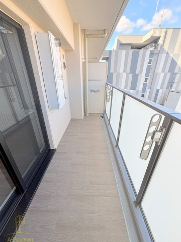 バルコニー　リヴェント難波ウエスト