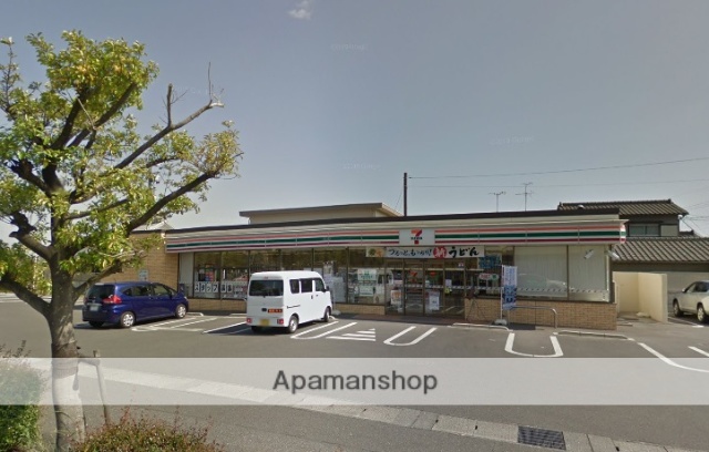 コンビニ　セブンイレブン（コンビニ）まで531m