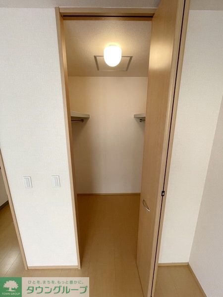 収納　※別号室参考写真です