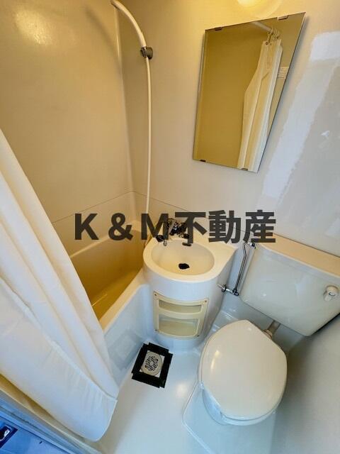 バス・シャワールーム　日々の疲れを癒すお風呂付です