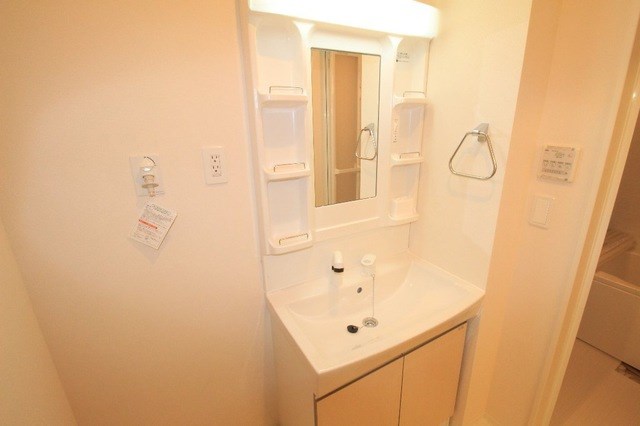 洗面設備　洗髪洗面化粧台