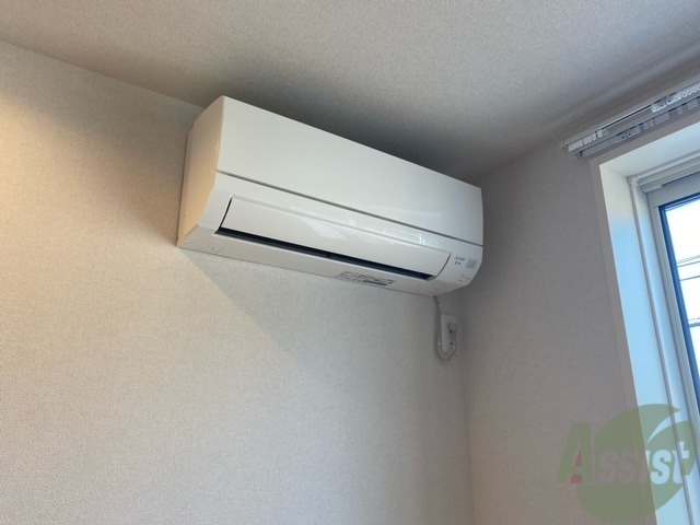 その他設備　エアコンはこちら、シーズン問わず活躍ですね