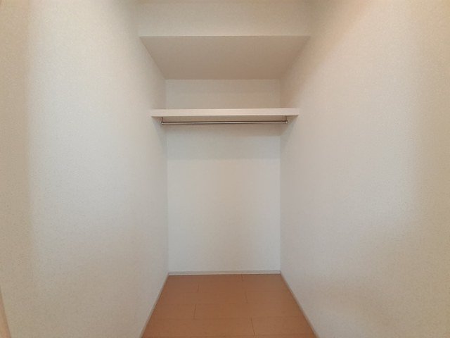 収納　たっぷりとした収納スペースです