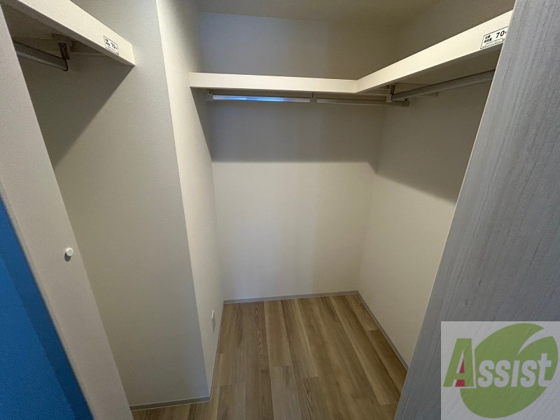 収納　収納もバッチリあるのでお部屋が片付きますよ！