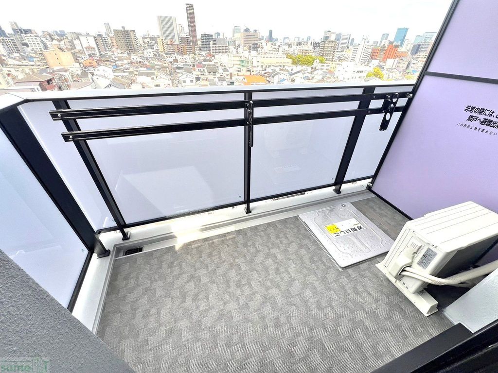 バルコニー　バルコニー