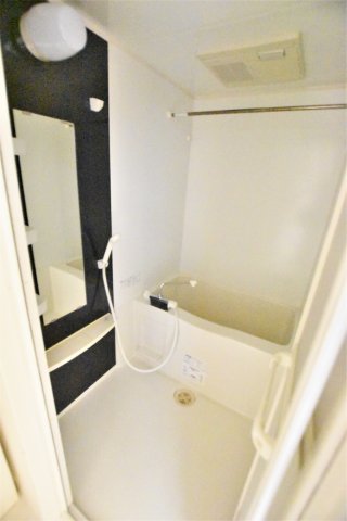 バス・シャワールーム　別号室画像。ご参考下さい