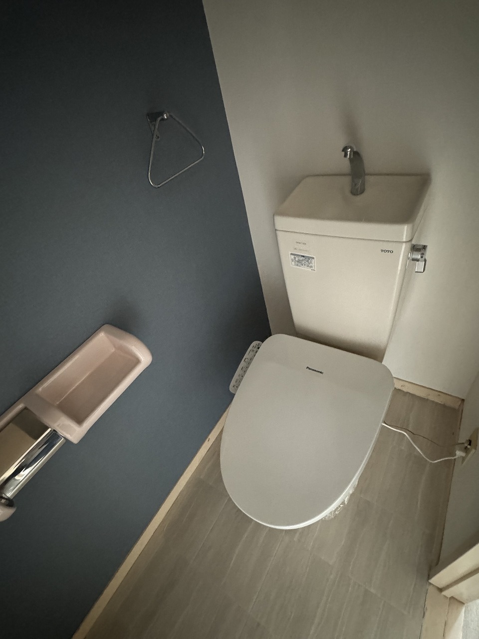 トイレ　※別部屋参考写真