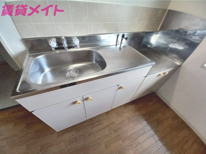 キッチン　同タイプ別部屋写真
