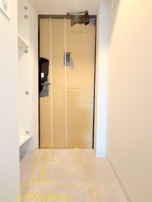 玄関　エスリードレジデンス ザ・グラン大阪福島クラス