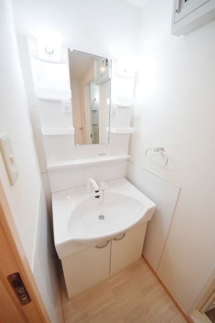 洗面設備　★お部屋探しは株式会社タウンハウジング東京まで★