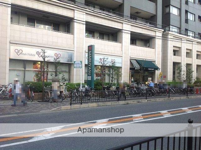 スーパー　（株）マルヤス／茨木駅前店（スーパー）まで555m