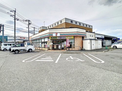 コンビニ　セブンイレブン 宮若長井鶴店（コンビニ）まで512m