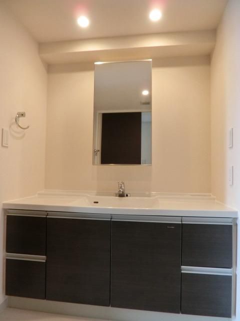 洗面設備　※他号室参考写真※