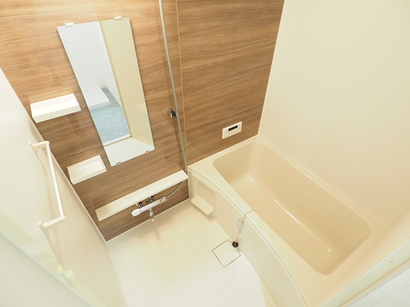 バス・シャワールーム　ピッカピカのお風呂