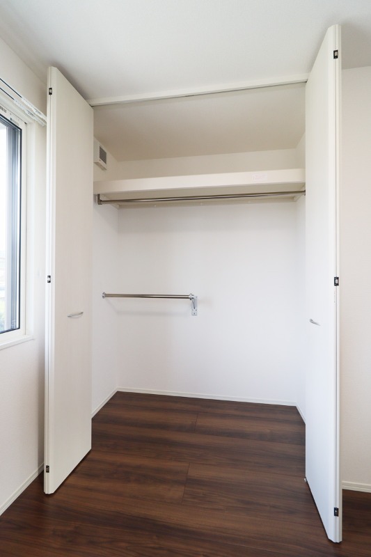 収納　図面と現状に相違がある場合には現状を優先