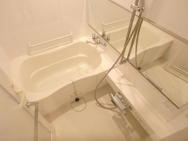 バス・シャワールーム　浴室
