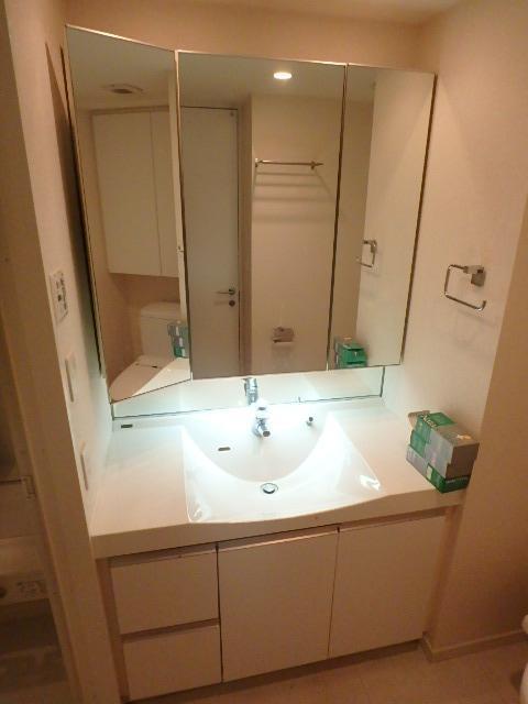 洗面設備　独立洗面台