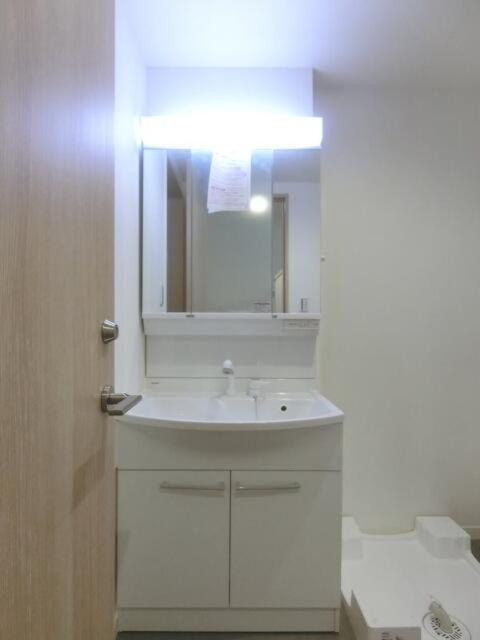 洗面設備　洗面所です