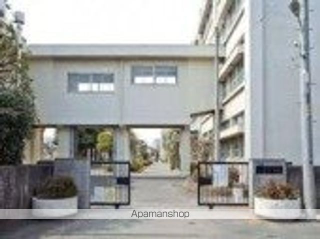 中学校　昭島市立清泉中学校（中学校）まで673m