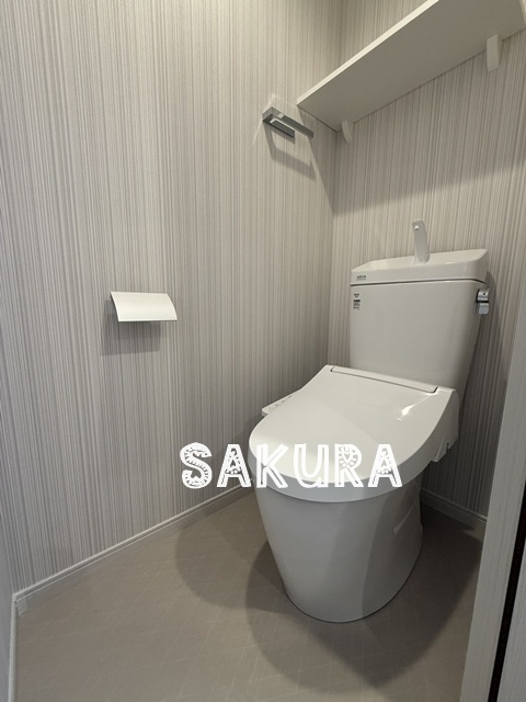 トイレ　嬉しい温水洗浄便座付き♪