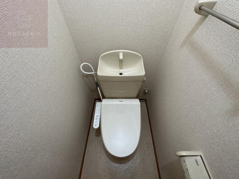 トイレ　トイレもきれいです