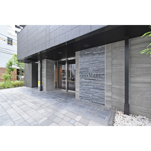 エントランス　毎日通るエントランスはこのようになっています