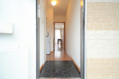 玄関　※写真と現状が異なる場合は現状を優先