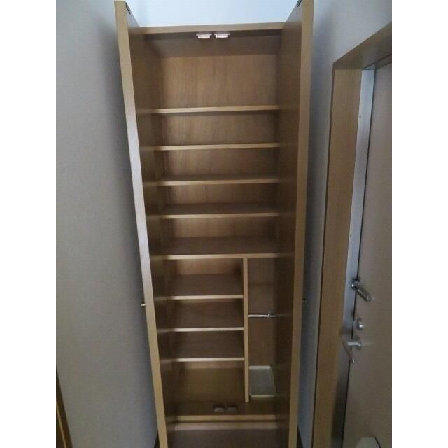 玄関　シューズボックス