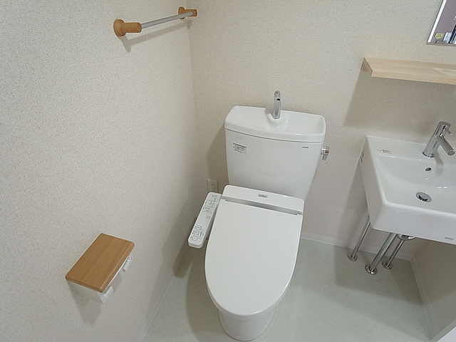 トイレ　ウォシュレット導入