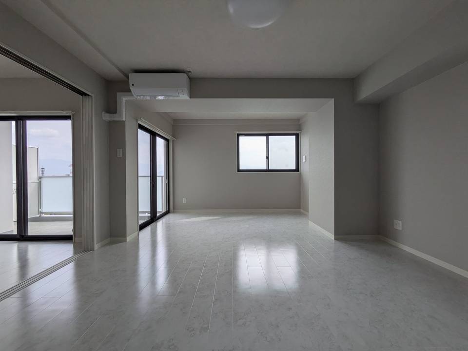 居室・リビング　リビング