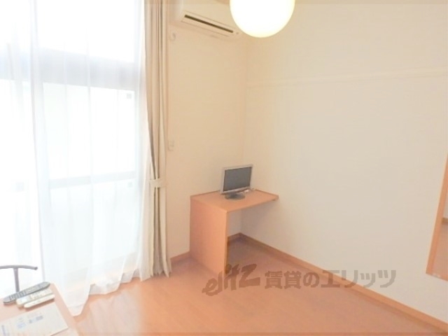 居室・リビング　洋室