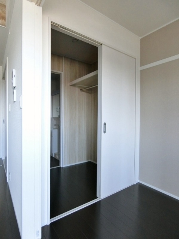 収納　図面と現状に相違がある場合には現状を優先