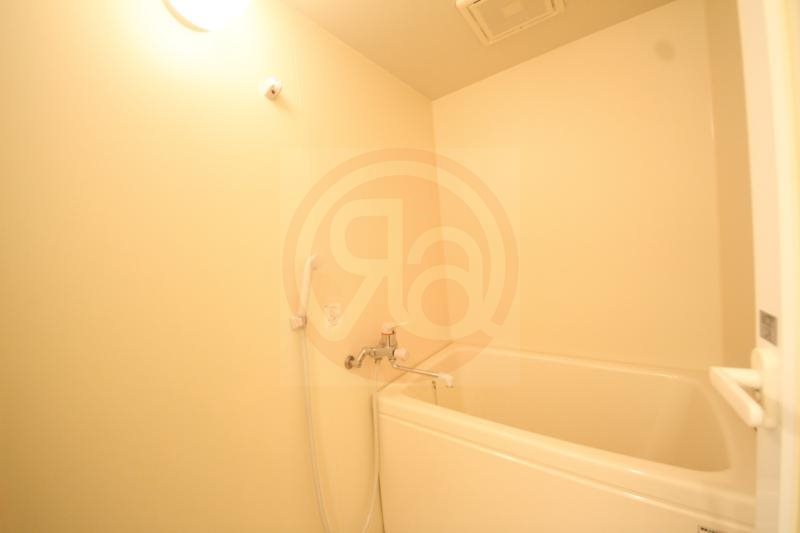 バス・シャワールーム　お風呂で日々の疲れを落としましょう