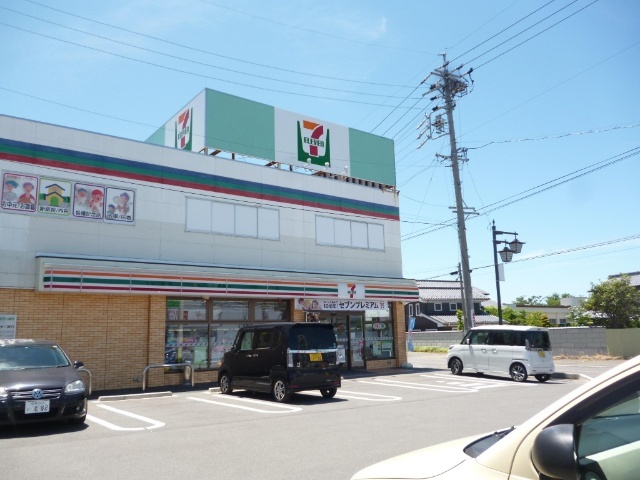 コンビニ　セブンイレブン長野鶴賀店（コンビニ）まで169m