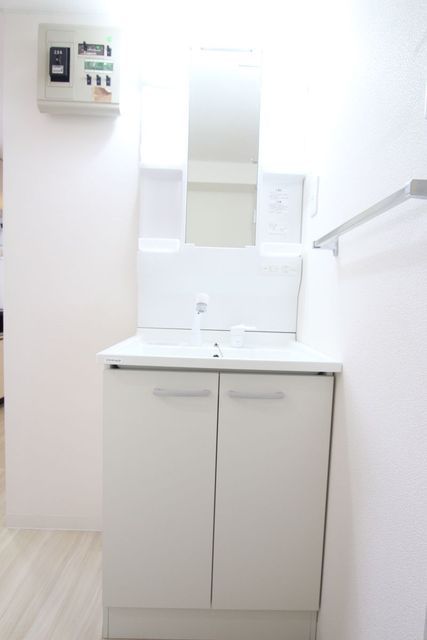 洗面設備　洗髪洗面化粧台