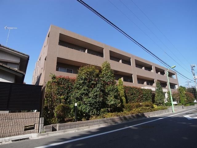 建物外観　★目の前にはバスケットコートのある公園ございます★