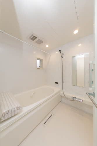 バス・シャワールーム　シャワータイム・バスタイム・忙しい日々の中でリラックスタイ…