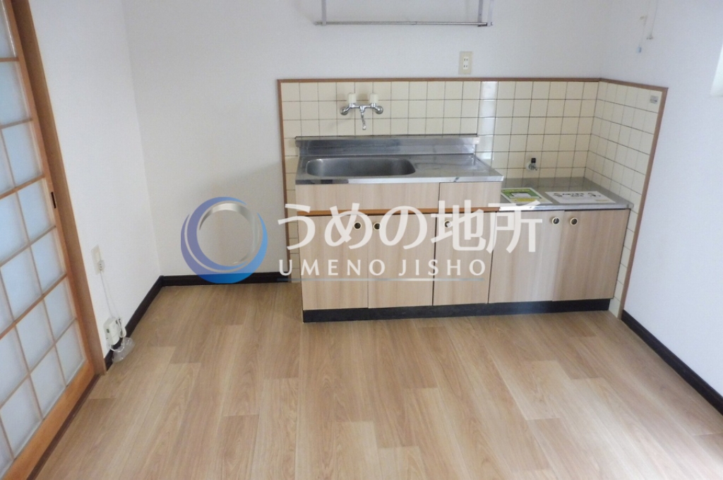 居室・リビング　台所