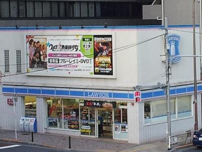 コンビニ　ローソン 田町駅前（コンビニ）まで737m