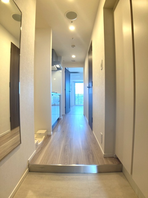 玄関　※写真は同タイプ住戸です。