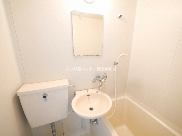 洗面設備　画像と現状が異なる場合は現状優先となります。