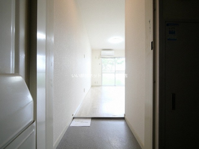 玄関　画像と現状が異なる場合は現状優先となります。