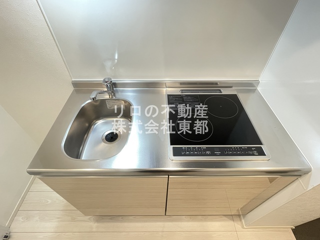 キッチン　ガスより火傷や火災のリスクが低いＩＨクッキングヒーター付！