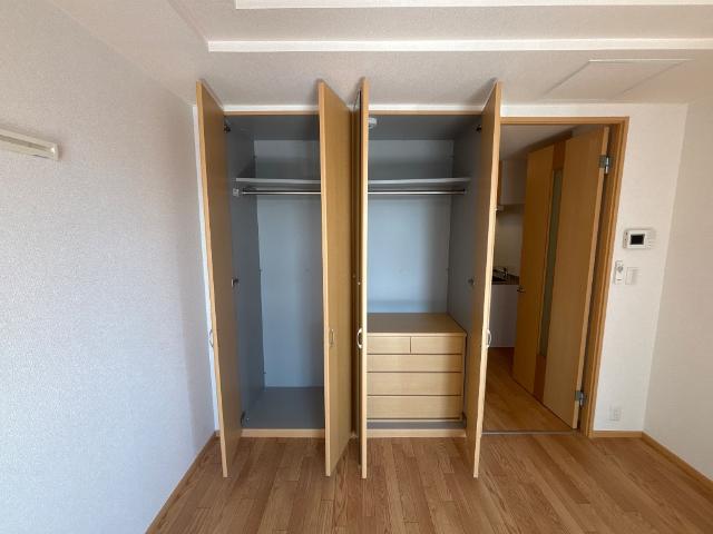 収納　クローゼット